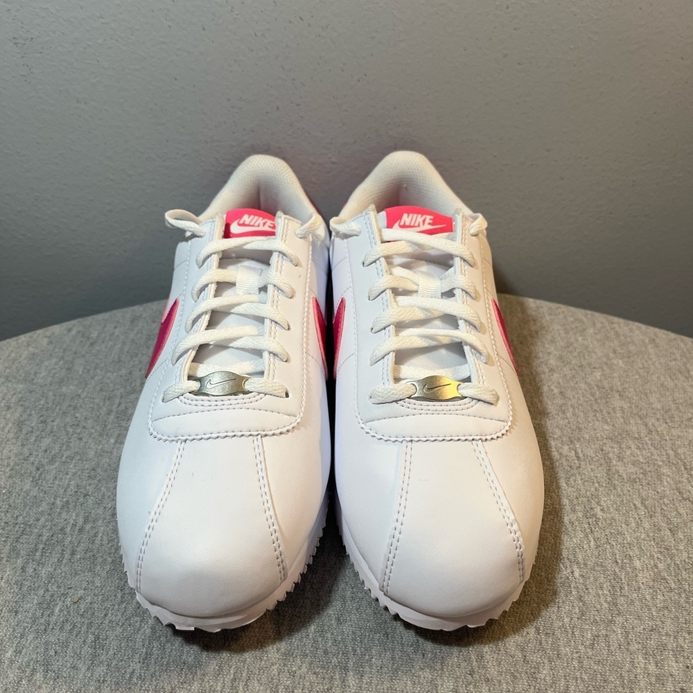 Nike Cortez GS White Laser Fuchsia Size 7Y/Women 8.5 DM0950-104​ - Picture 3 of 11